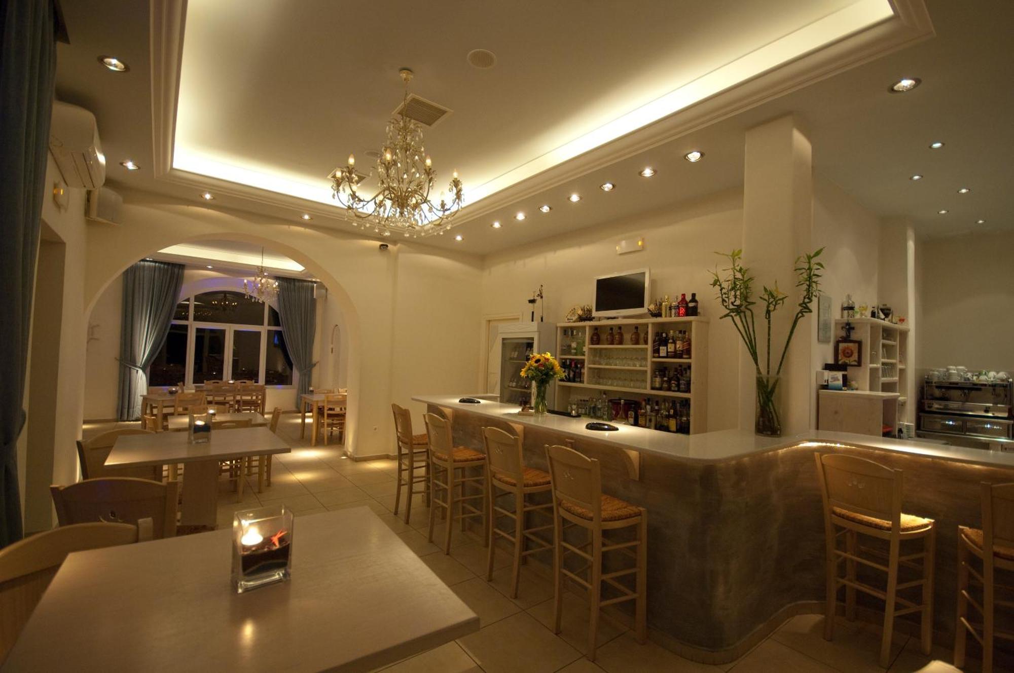 Makis Place Tourlos Exterior photo