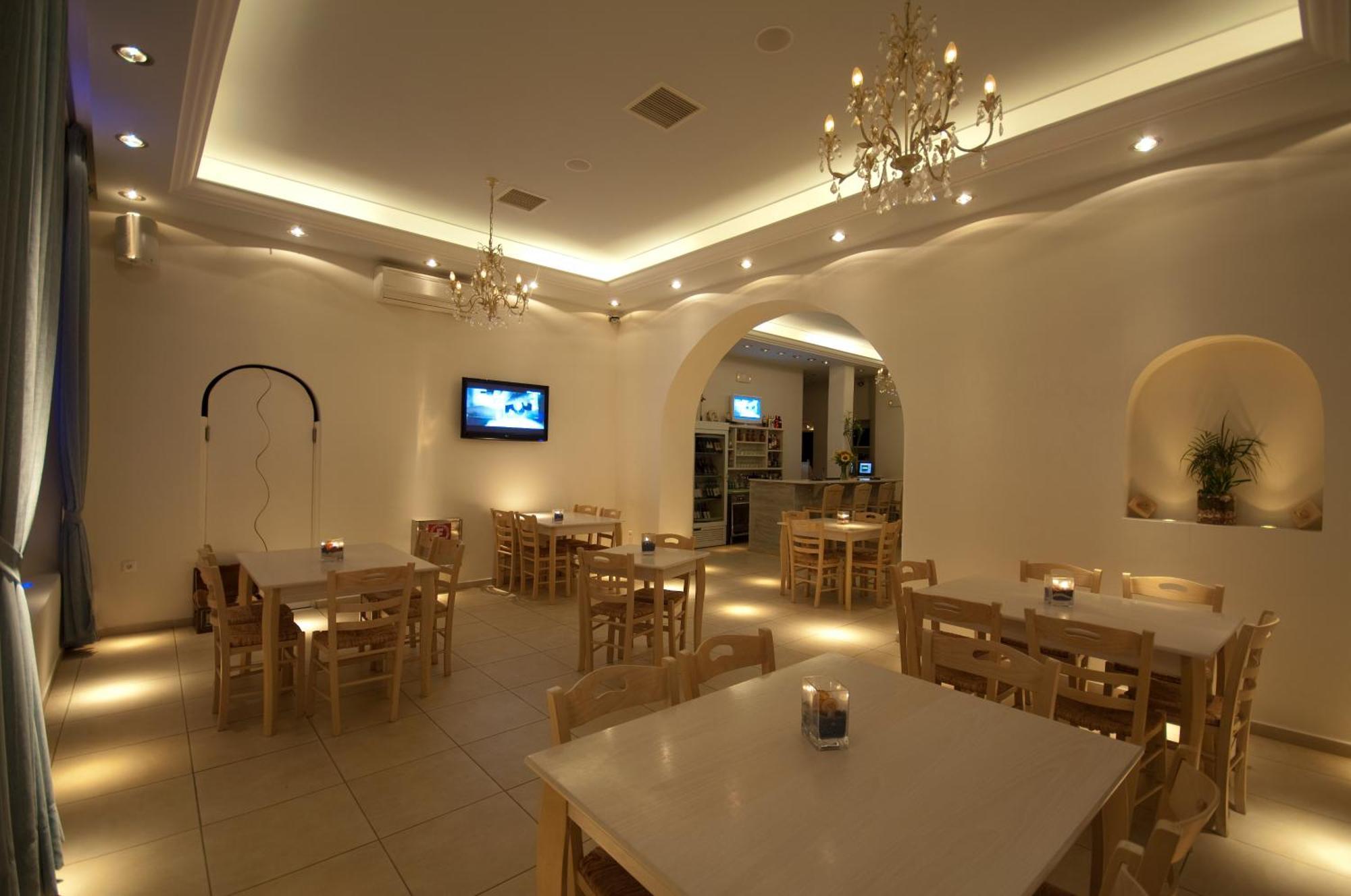Makis Place Tourlos Exterior photo