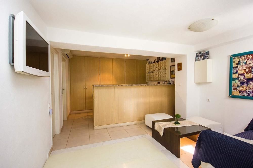 Makis Place Tourlos Exterior photo